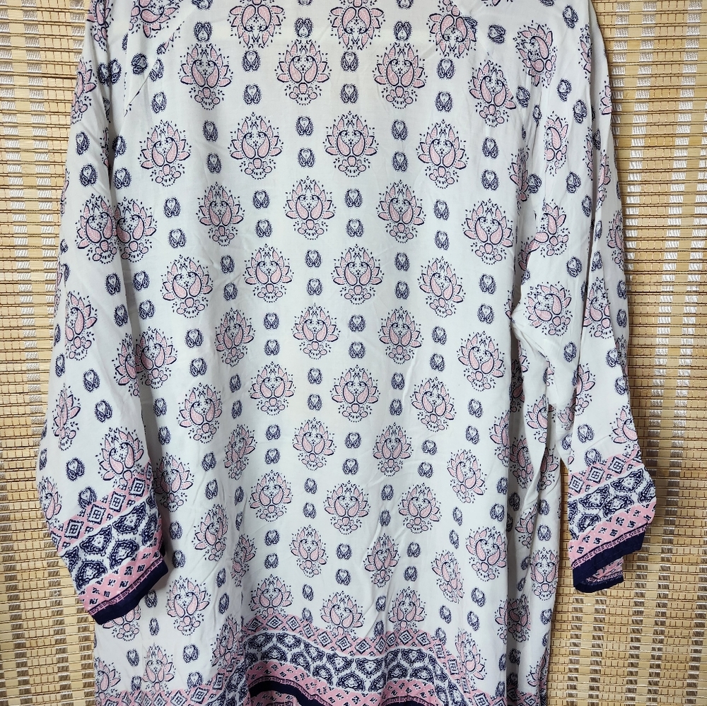 Ladies Blouse - Picture 4 of 5